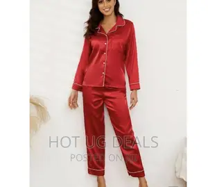 Lovely Pajama Set For Women And Towel - Red