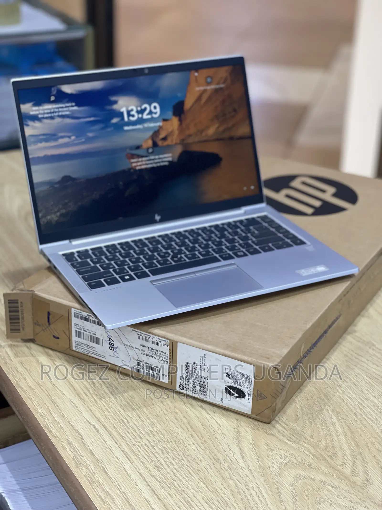 New Laptop HP EliteBook 845 G8 16GB AMD Ryzen 5 SSD 512GB