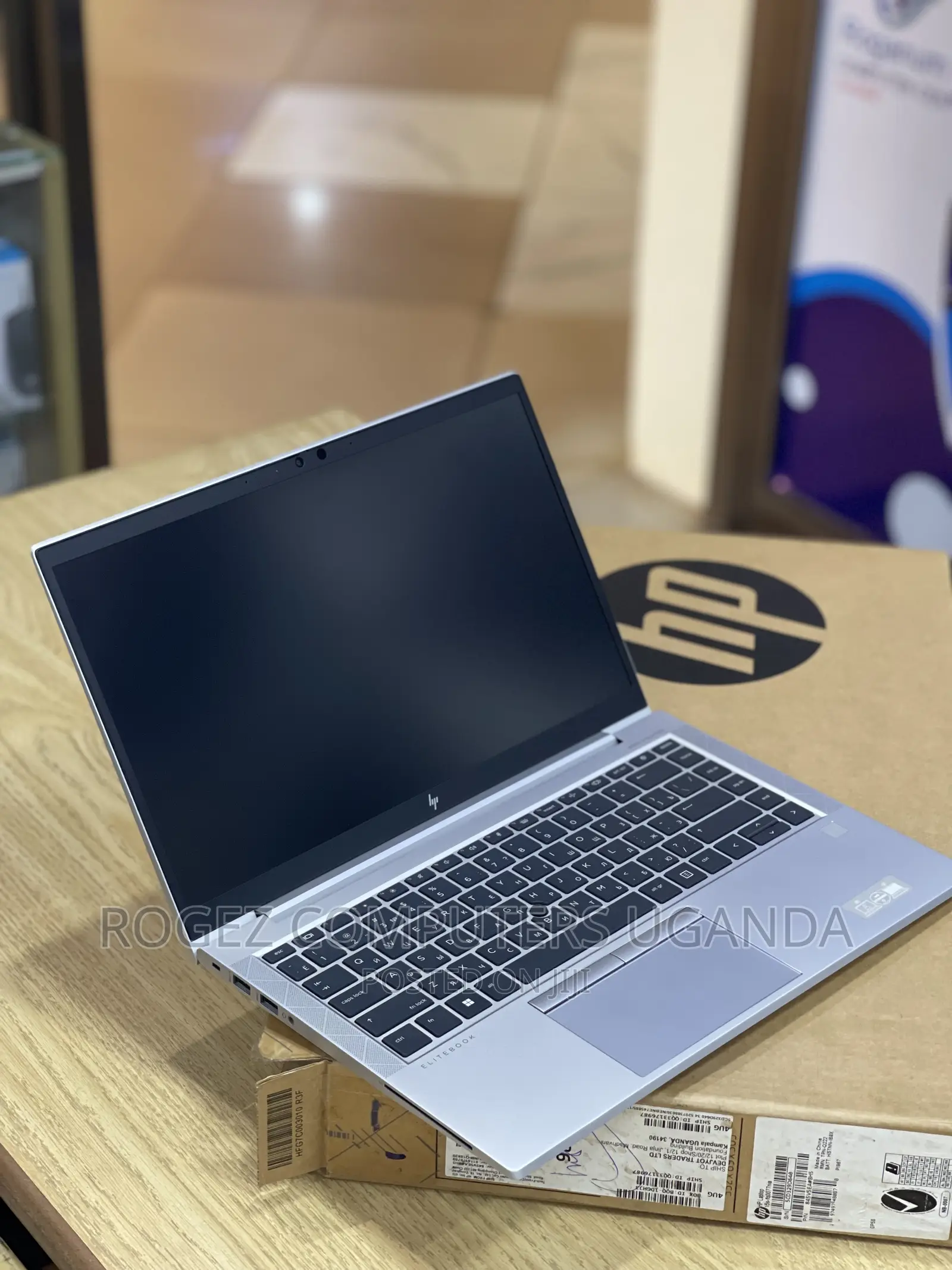 New Laptop HP EliteBook 845 G8 16GB AMD Ryzen 5 SSD 512GB