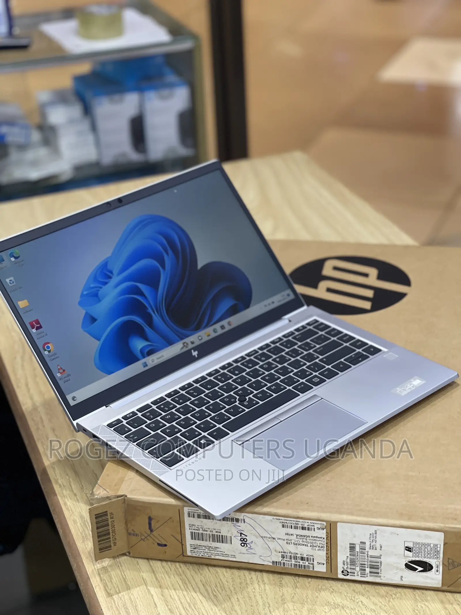 New Laptop HP EliteBook 845 G8 16GB AMD Ryzen 5 SSD 512GB