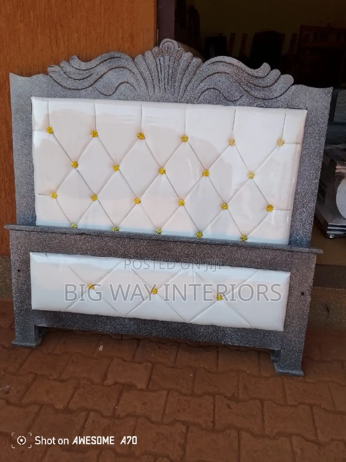4*6 White Leather Bed H4