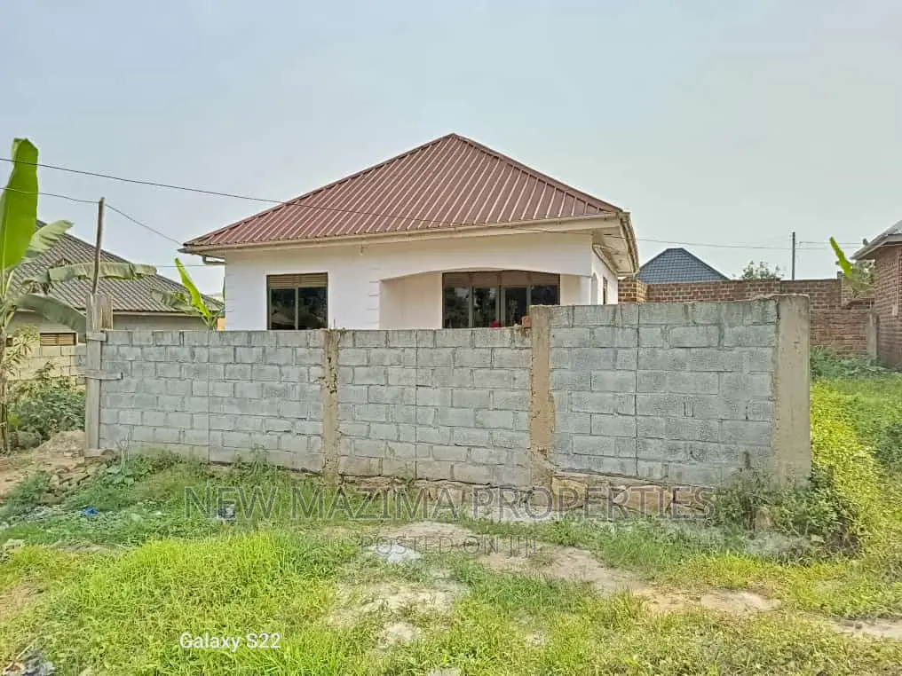 2bdrm House in Bulenga Near Forest, Division A for sale