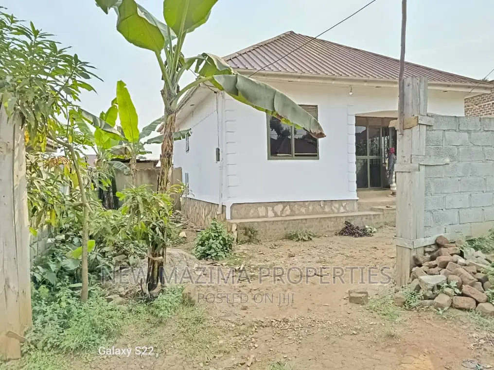 2bdrm House in Bulenga Near Forest, Division A for sale