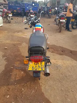 Bajaj Boxer 100 2018 Red