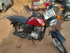 Yamaha Crux 2022 Red