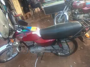 Bajaj Boxer 100 2014 Red