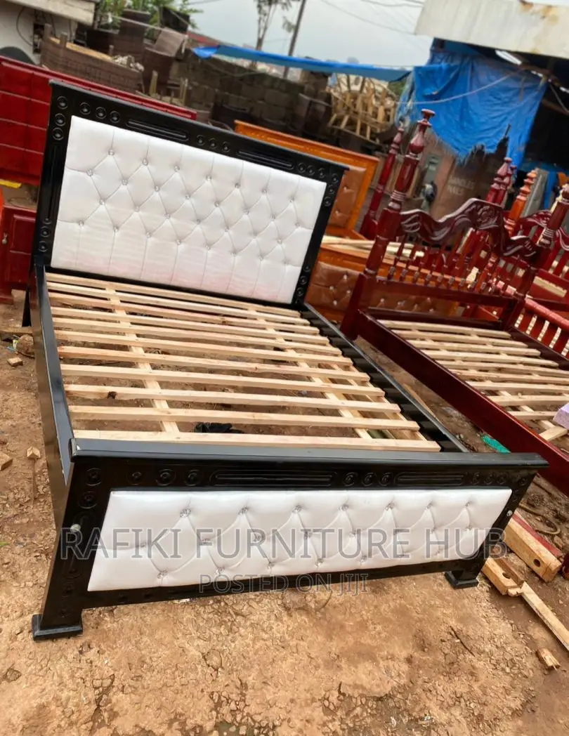 White Leather Bed 5x6