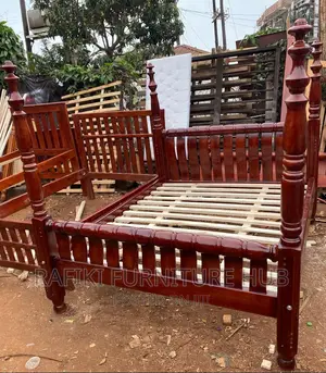 German Bed / 5by6 Bed / Wooden Bed / Good / Best Furniture