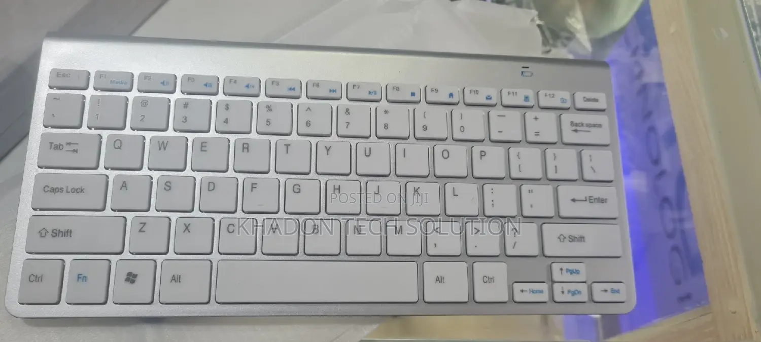 KB6001 White Wireless Keyboard