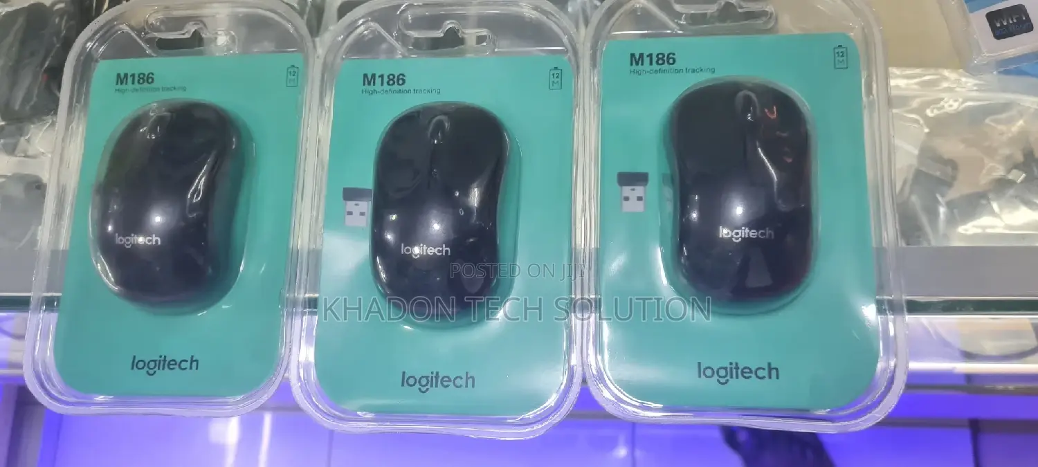 Unused M186 Logitech Mouse