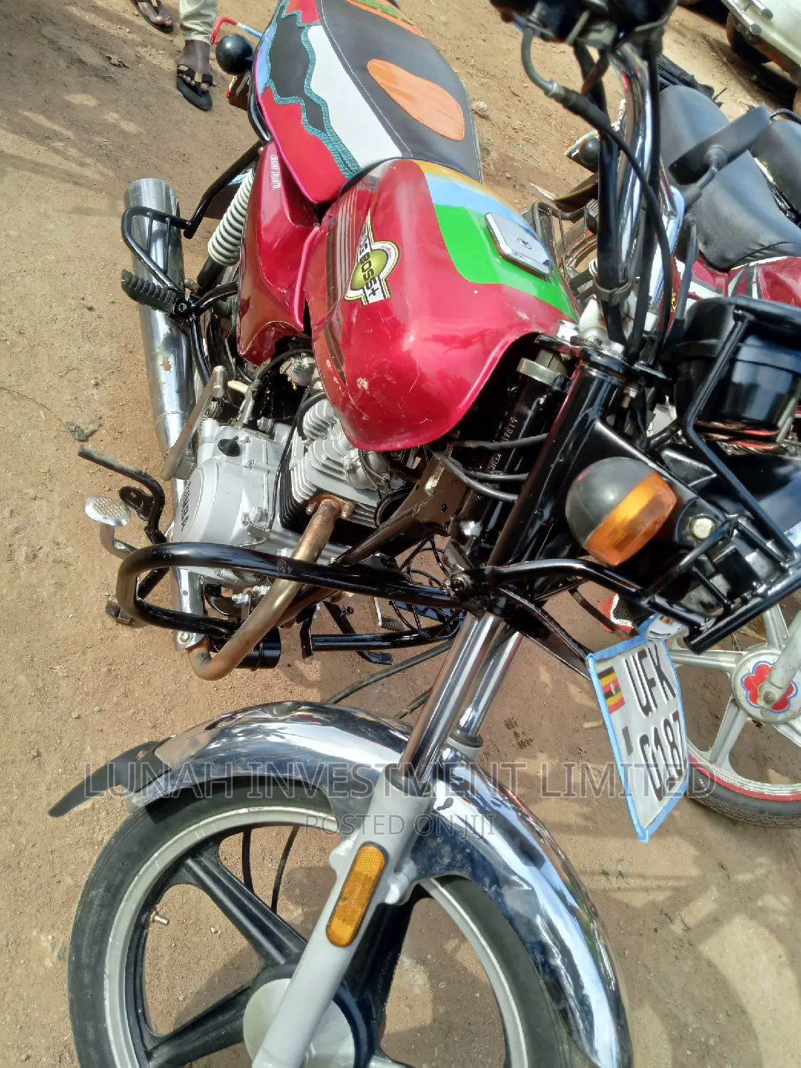 Bajaj Boxer BM100ES 2022 Red