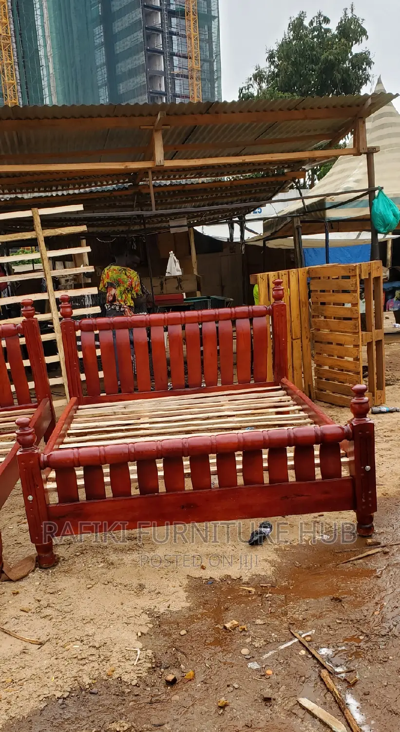 German Bed / 5by6 Bed / Wooden Bed / Good / Best Furniture