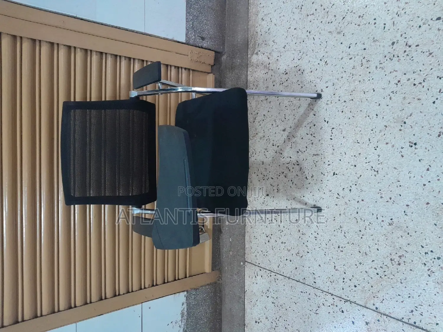Stainless Steel Legs Office Chair With Writing Pad