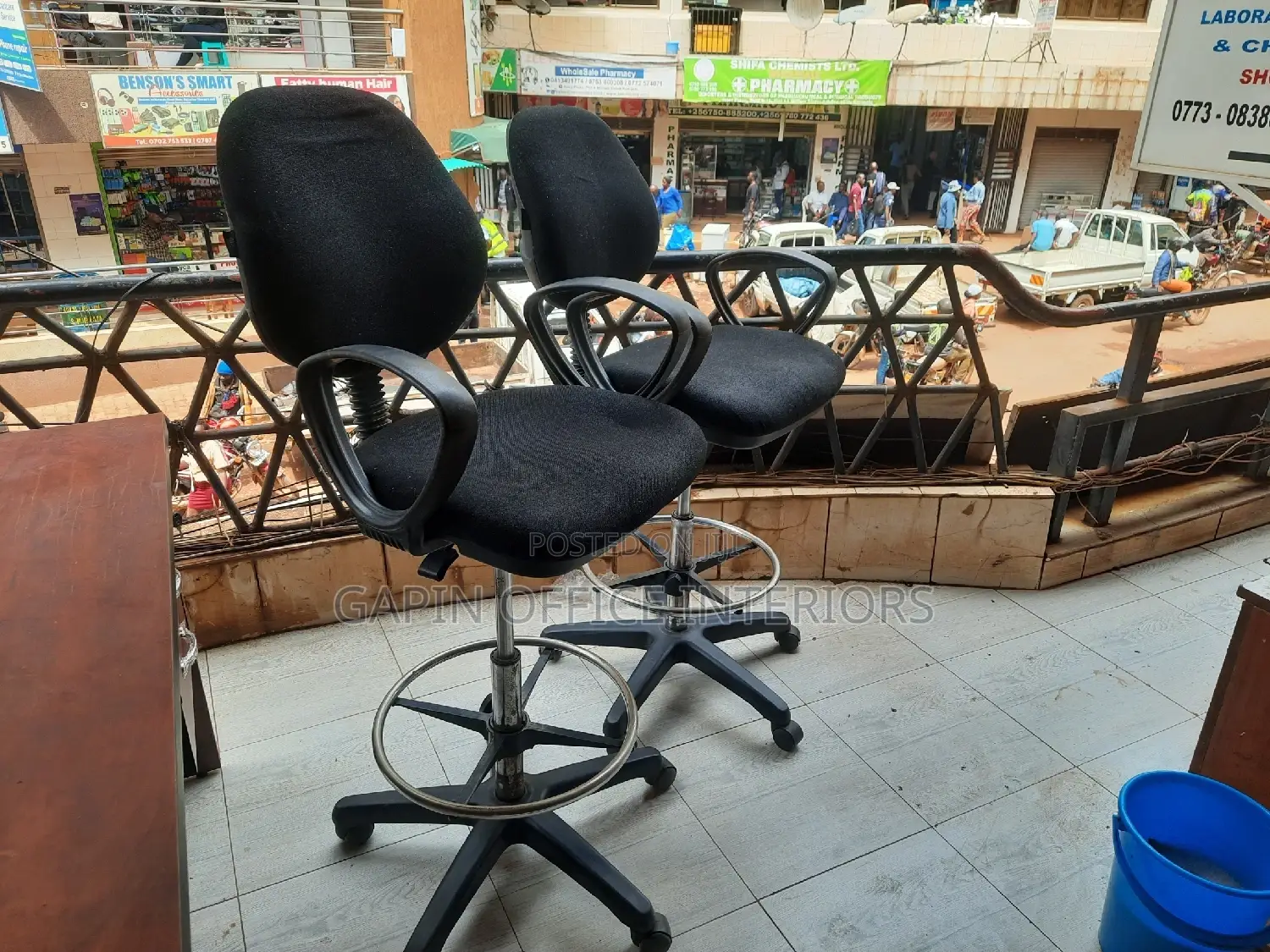 Second Hand Counter Chairs, 2 Pieces