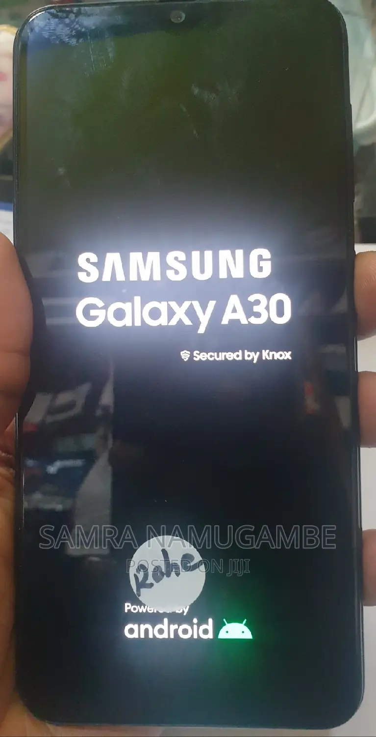 New Samsung Galaxy A30 64 GB Black