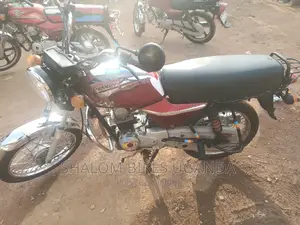 Bajaj Boxer 2017 Red