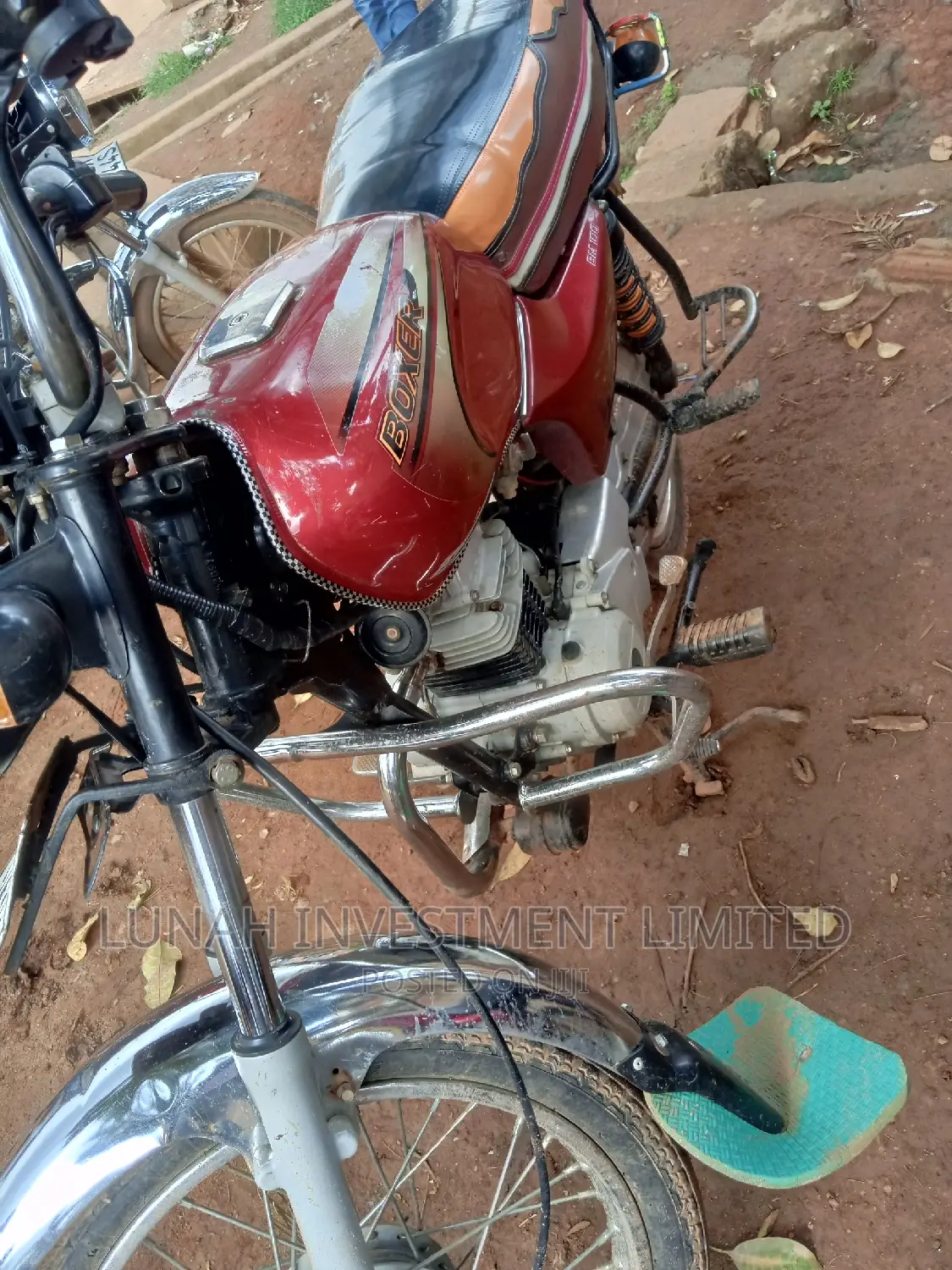 Bajaj Boxer 100 2022 Red