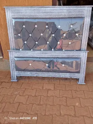 4*6 Gray Leather Bed J1