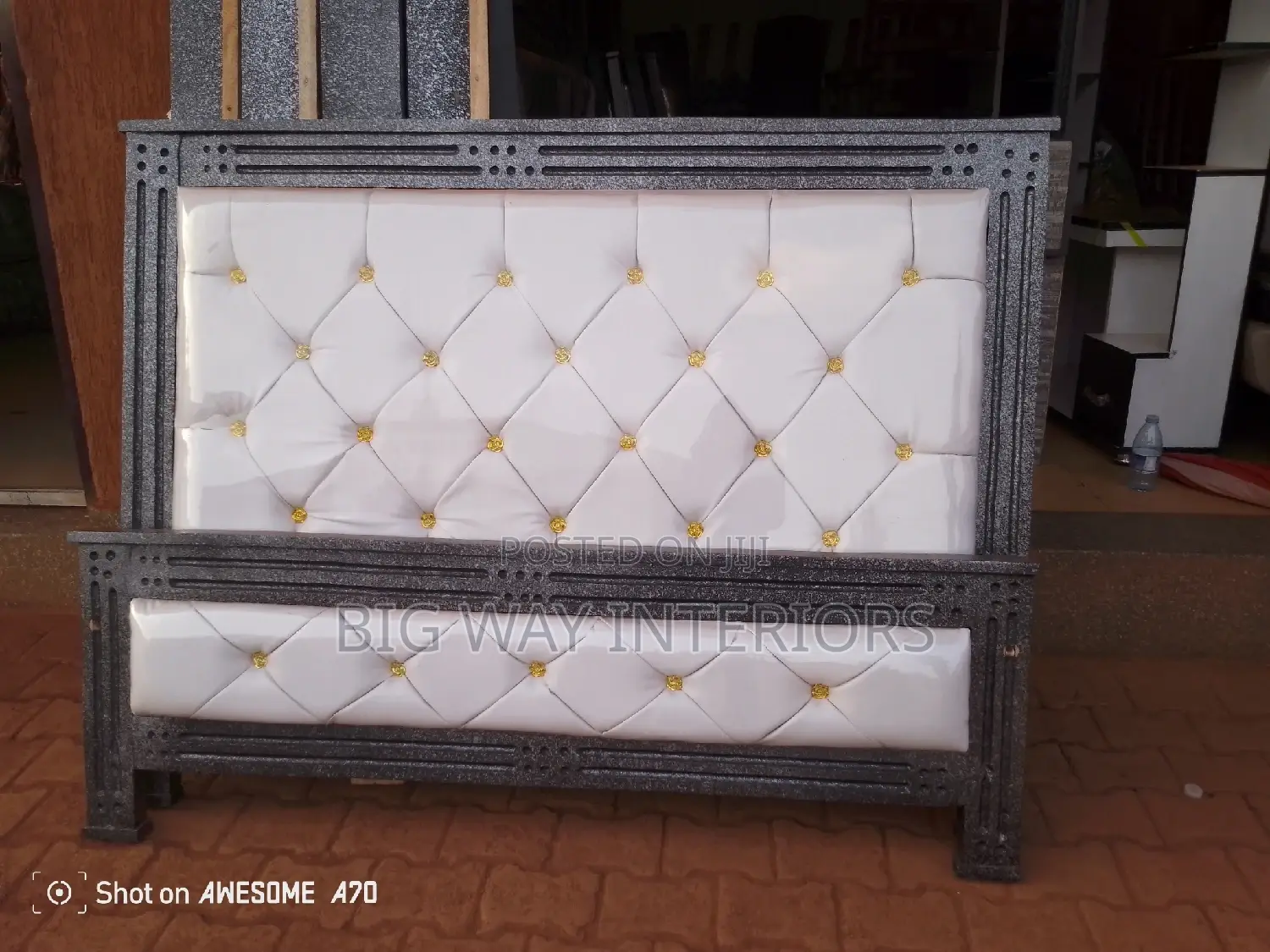 5x6 White Leather Bed J3