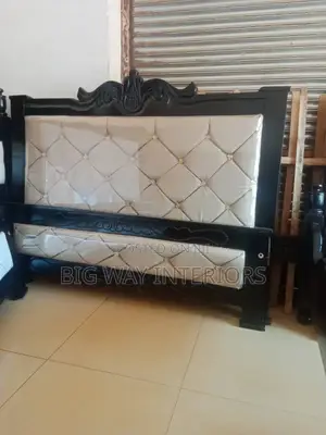Cream and Black 5by6 Leather Bed J7