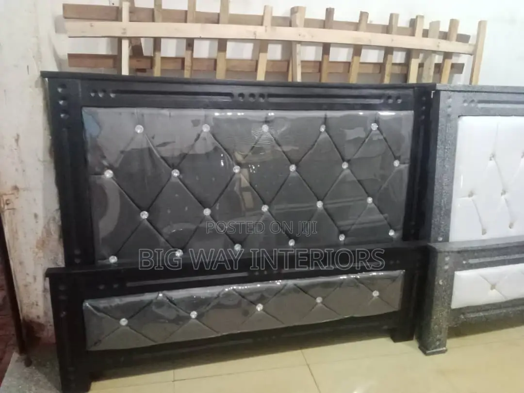 Gray Leather Bed 5by6 J8