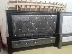 Gray Leather Bed 5by6 J8