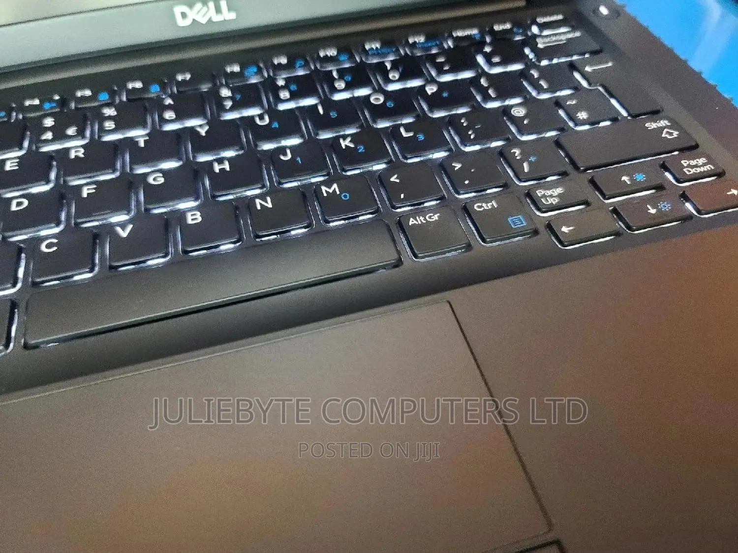Laptop Dell Latitude 7390 8GB Intel Core i7 SSD 512GB