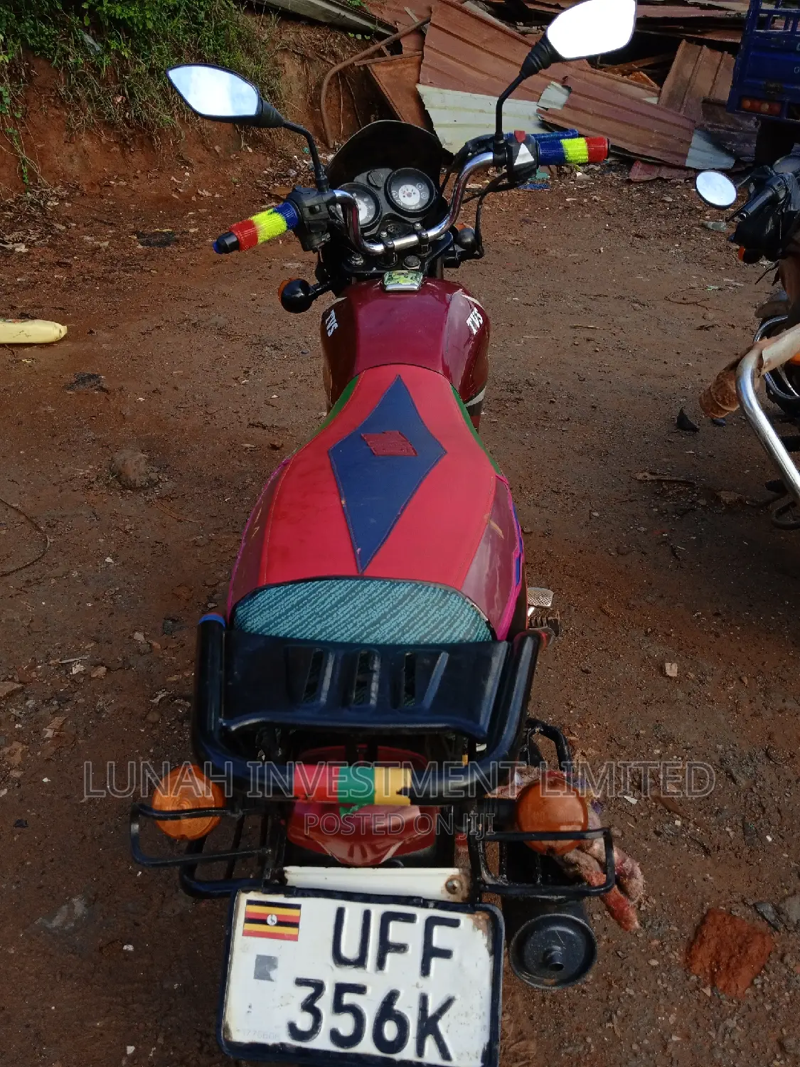TVS HLX 125 2023 Red