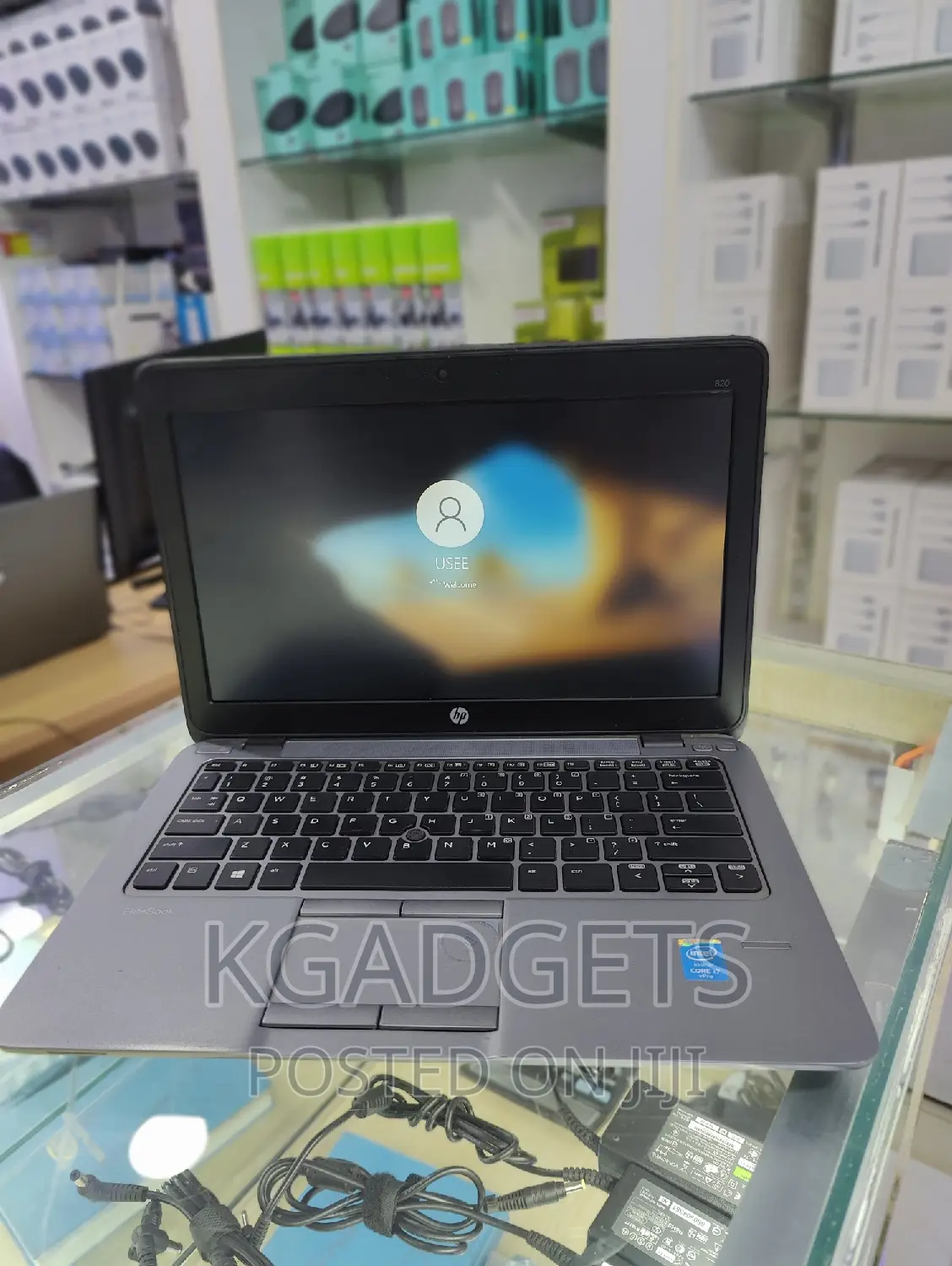 Laptop HP EliteBook 820 G1 4GB Intel Core I7 HDD+SSD 500GB