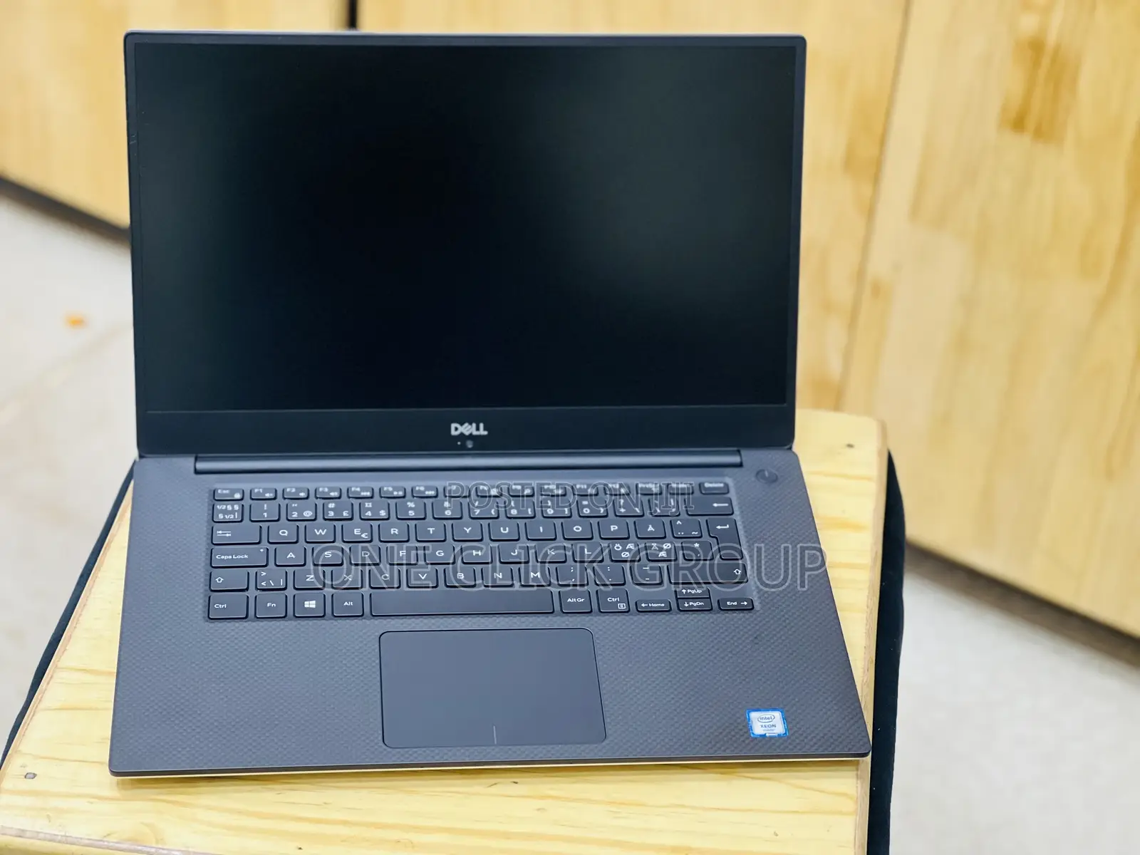 New Laptop Dell Precision 5530 16GB Intel Xeon SSHD (Hybrid) 512GB