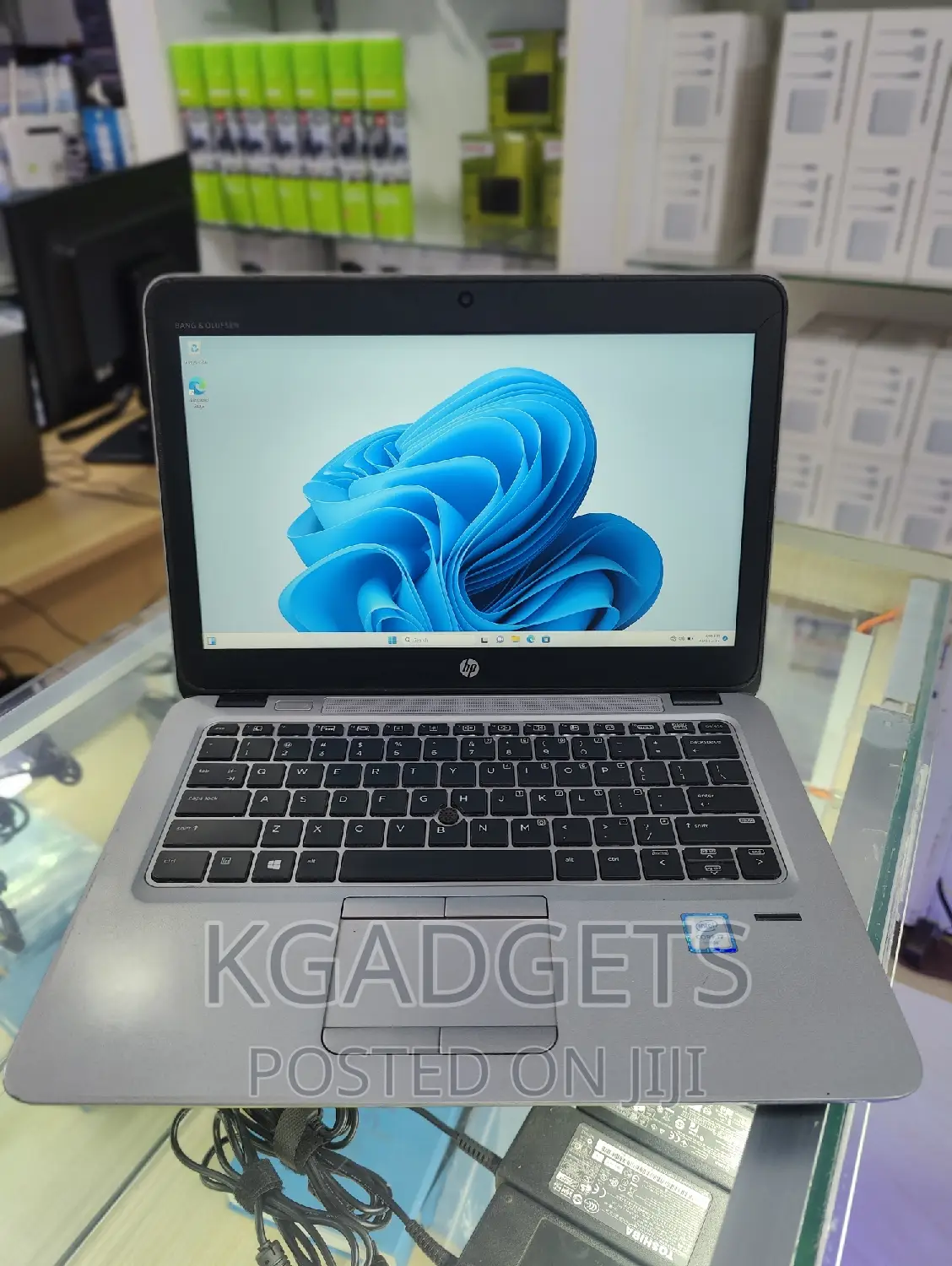 Laptop HP EliteBook 820 G4 4GB Intel Core I5 SSD 250GB