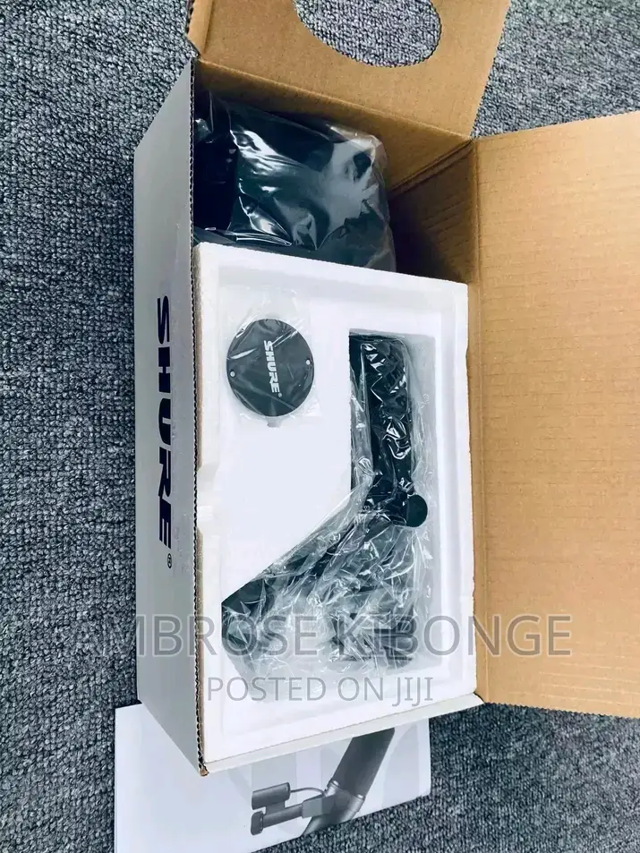 Powerful Sound Quality Shure SM7B Condenser Studio Microphon