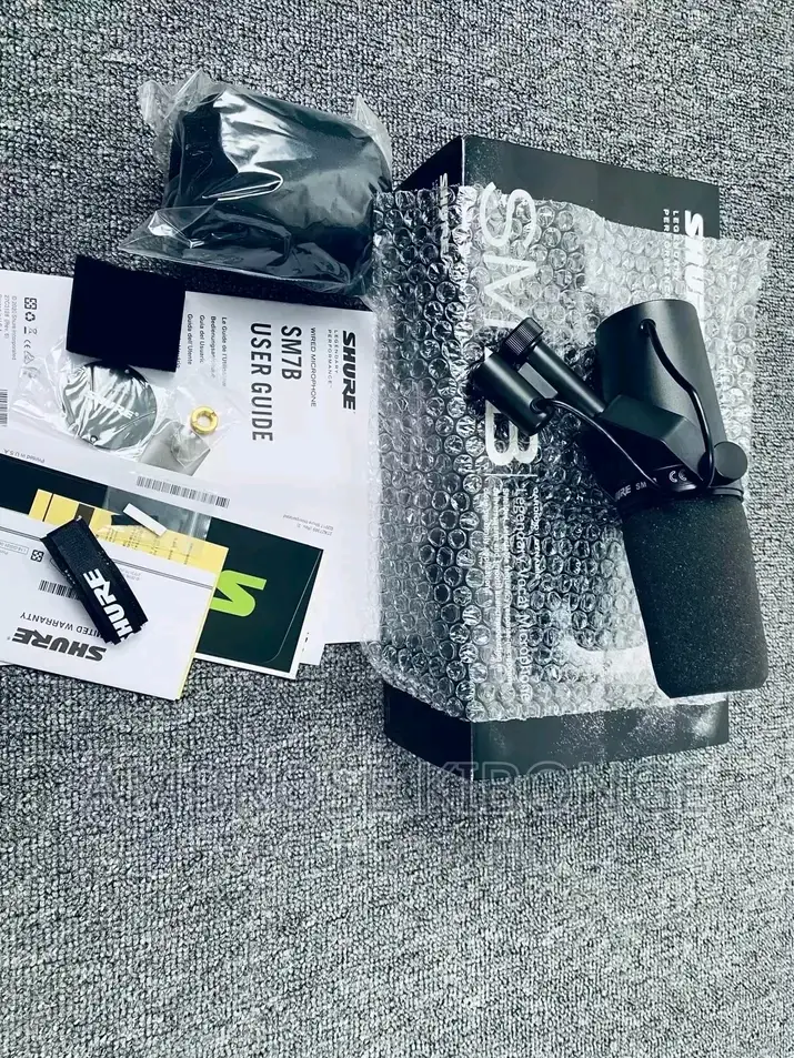 Powerful Sound Quality Shure SM7B Condenser Studio Microphon