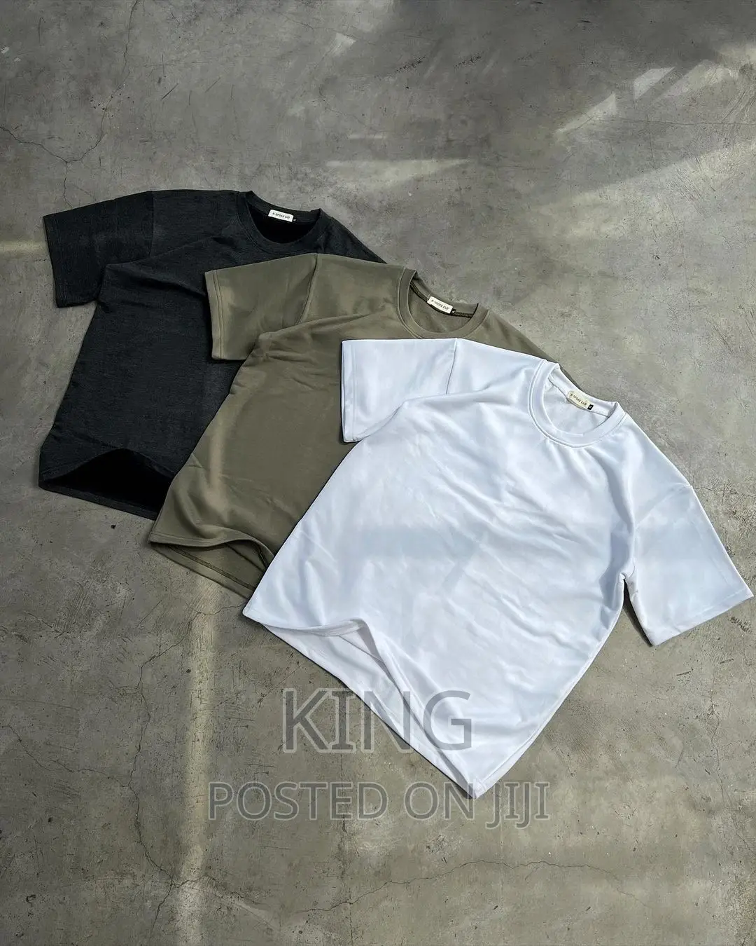 T-Shirt Plain. White/Black/Green Set