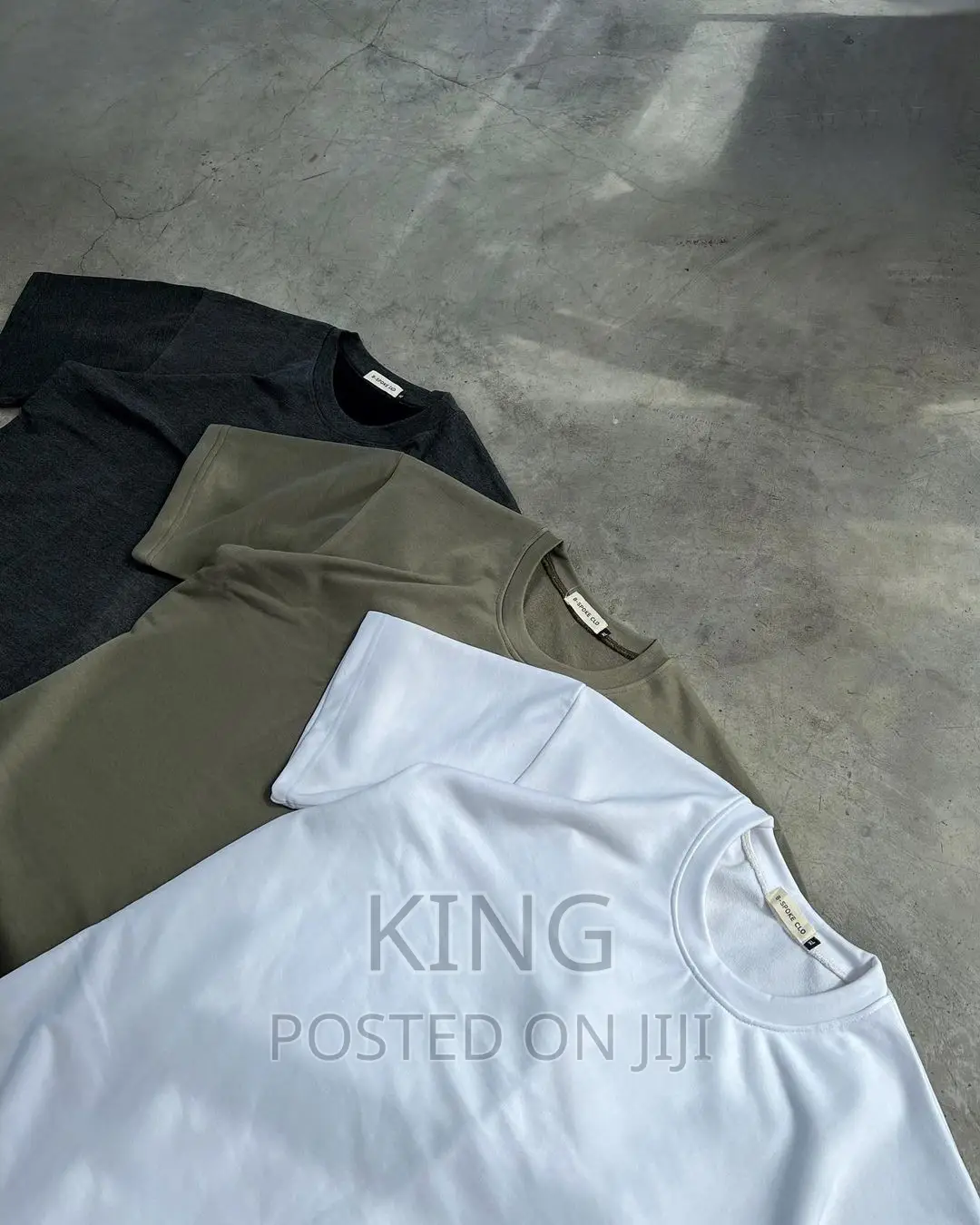T-Shirt Plain. White/Black/Green Set