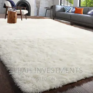 Medium Carpets (1.5 by 2 Meters)