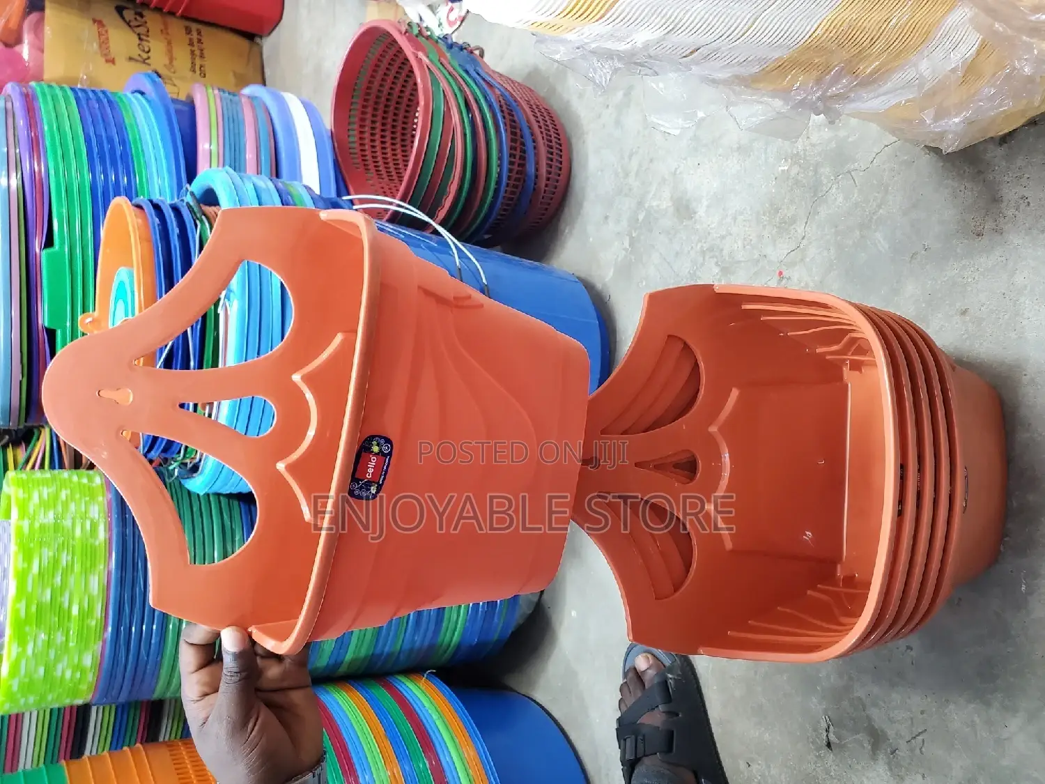 Plastic Flower Pots