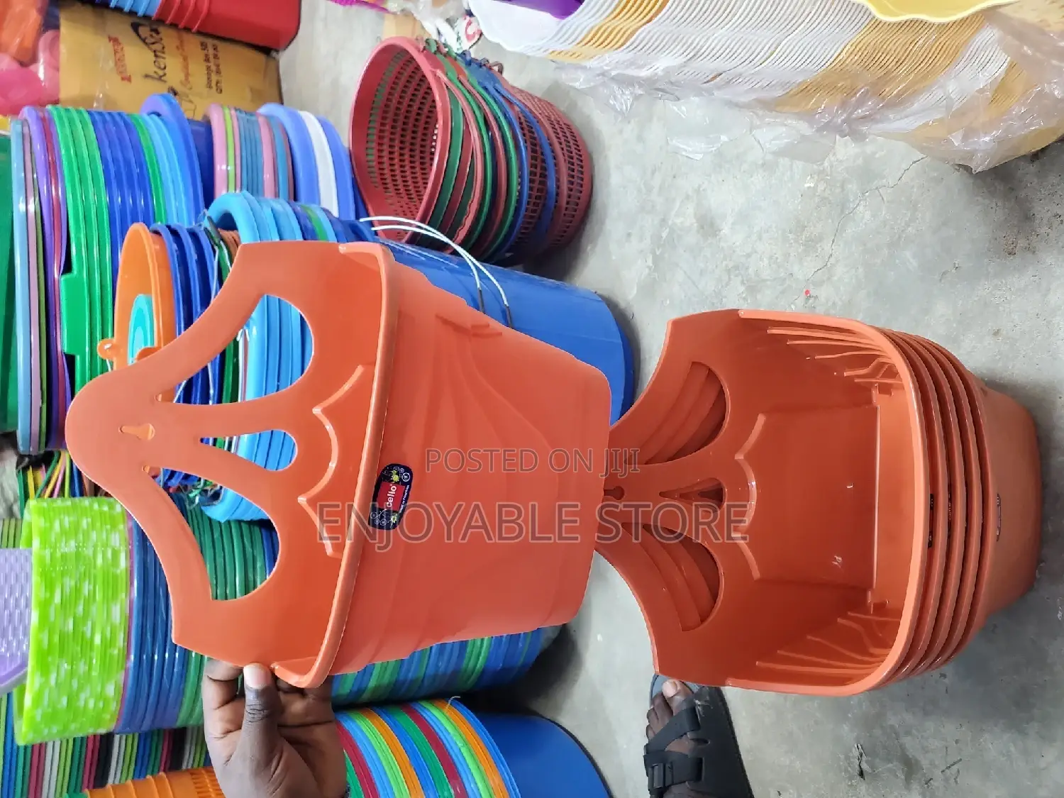 Plastic Flower Pots