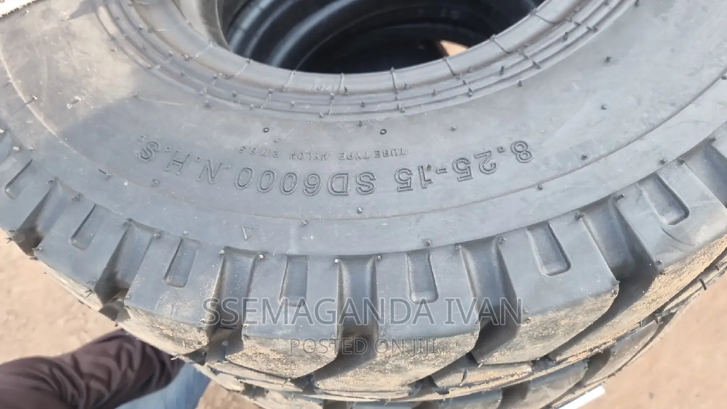 825r15 Lowbed Tyre