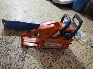 Husqvarna Chain Saw 272