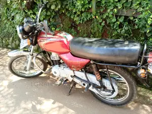 Bajaj Boxer 2022 Red