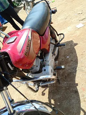 Bajaj Boxer 100 2023 Red