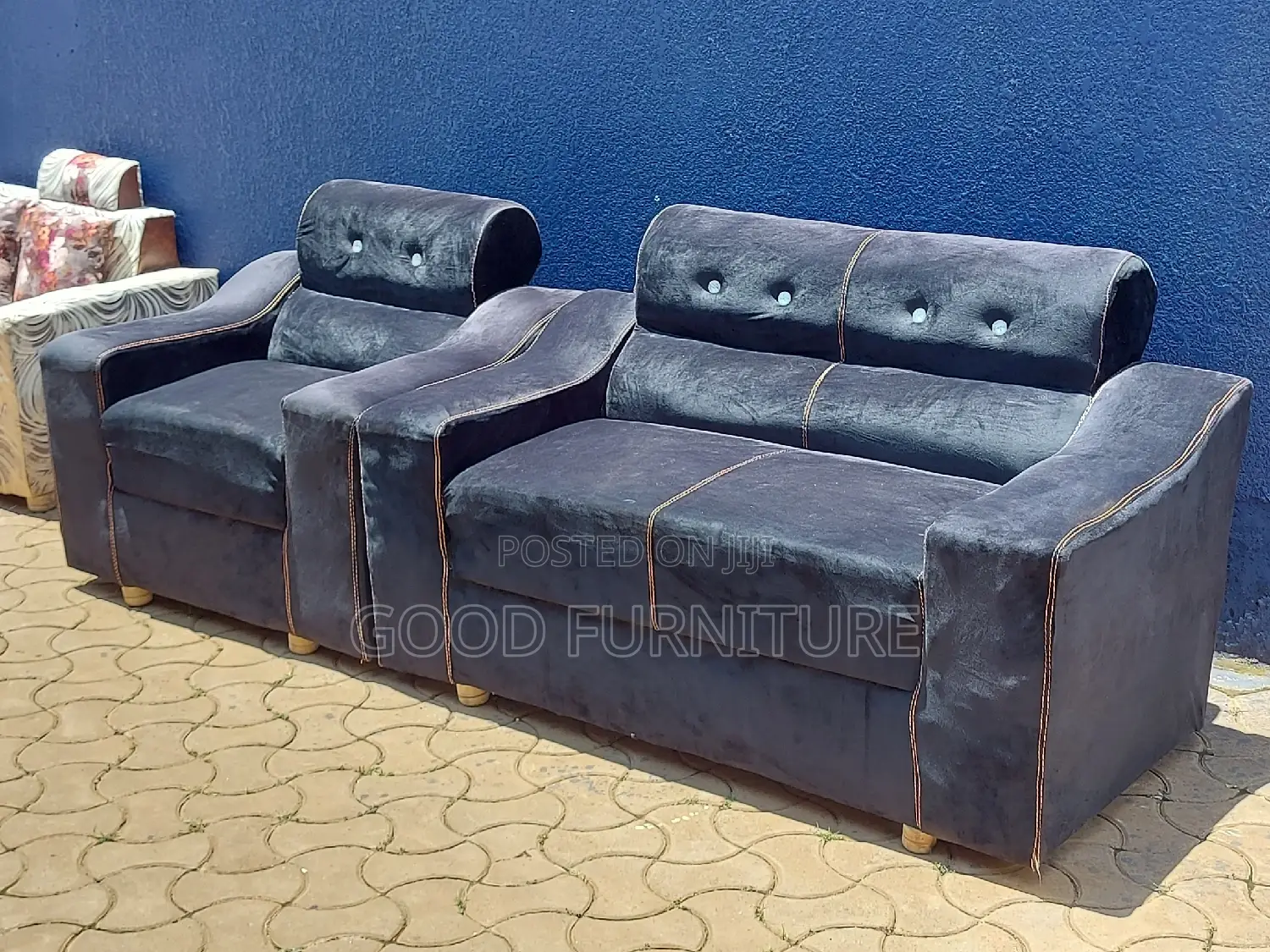 Excellent Three Seaters Sofas