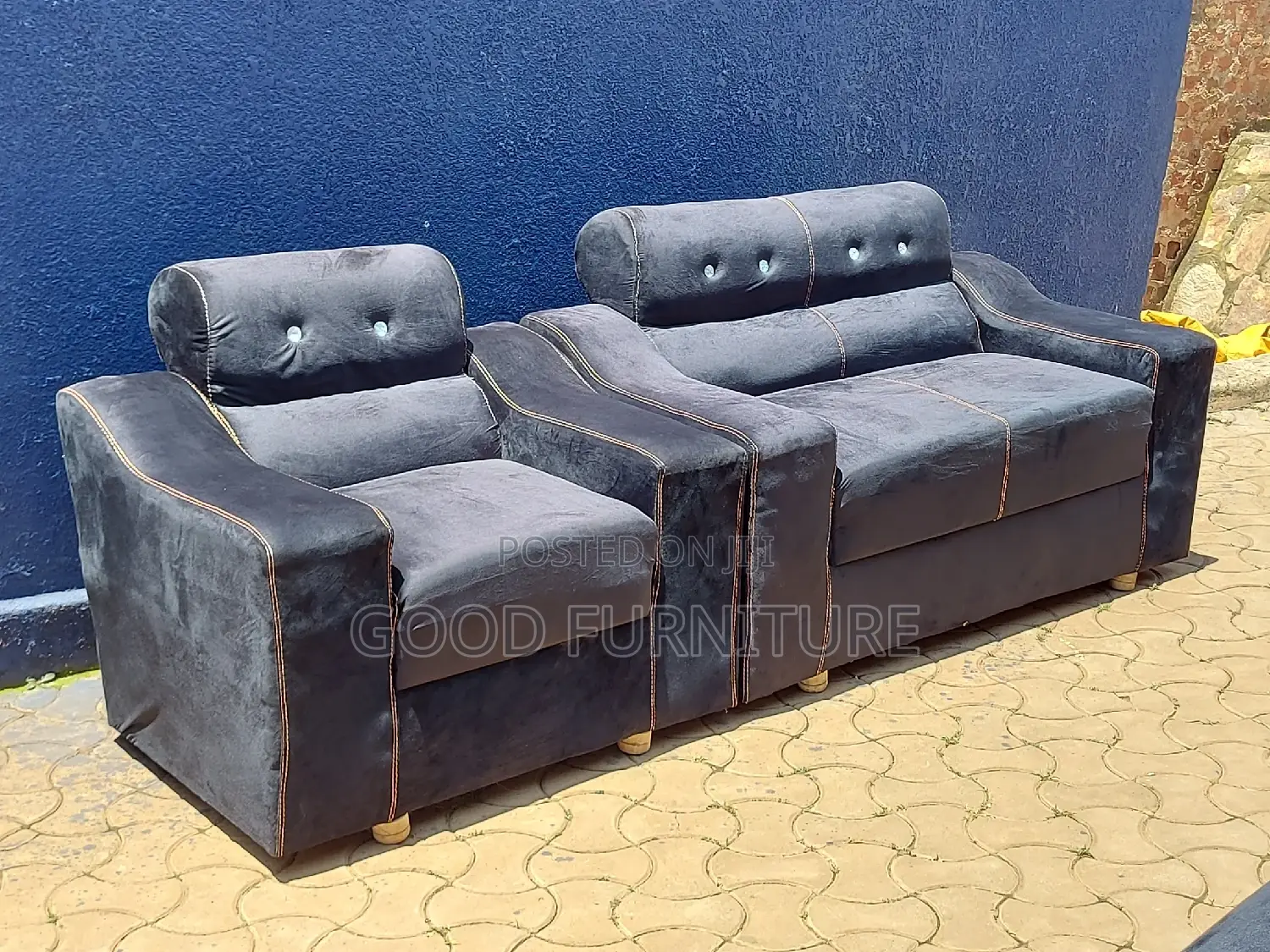 Excellent Three Seaters Sofas