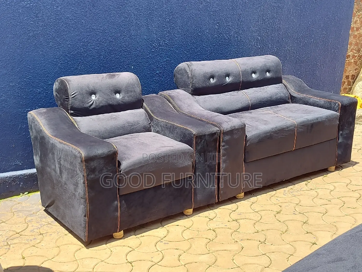 Excellent Three Seaters Sofas
