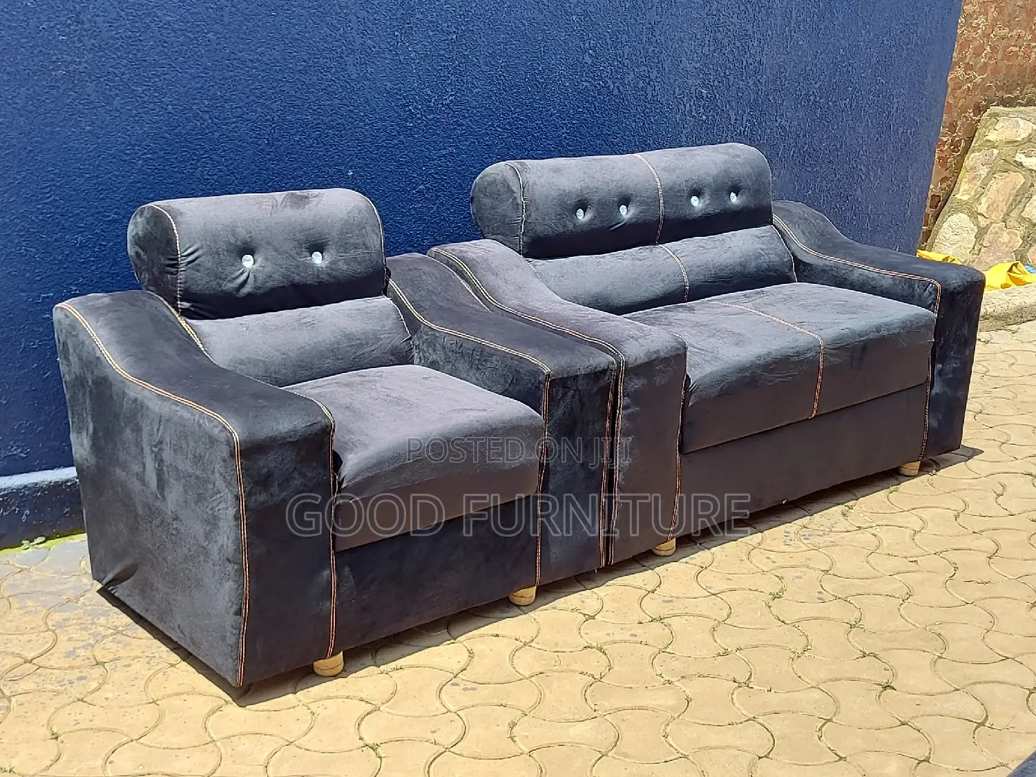 Excellent Three Seaters Sofas