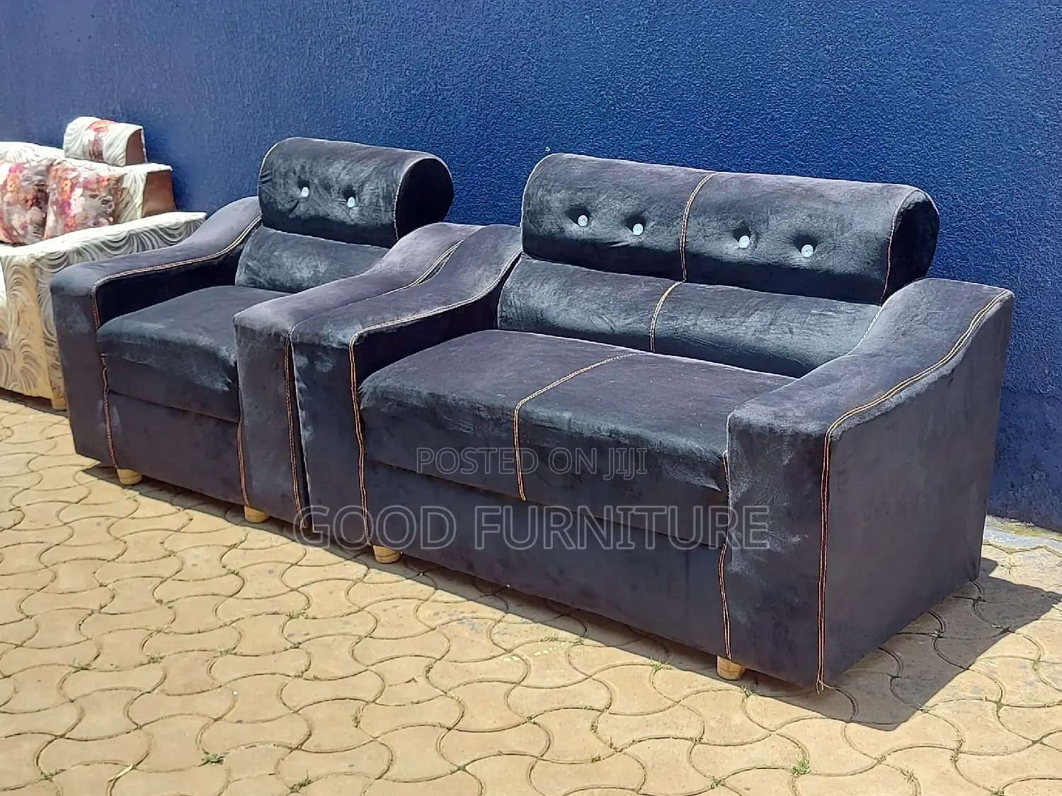 Excellent Three Seaters Sofas
