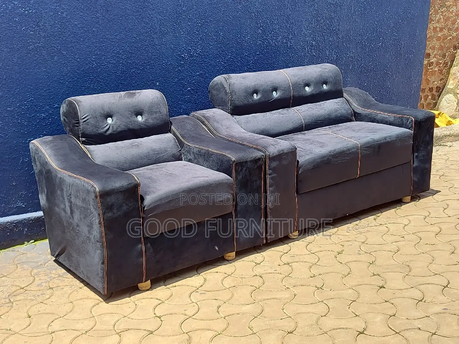 Excellent Three Seaters Sofas