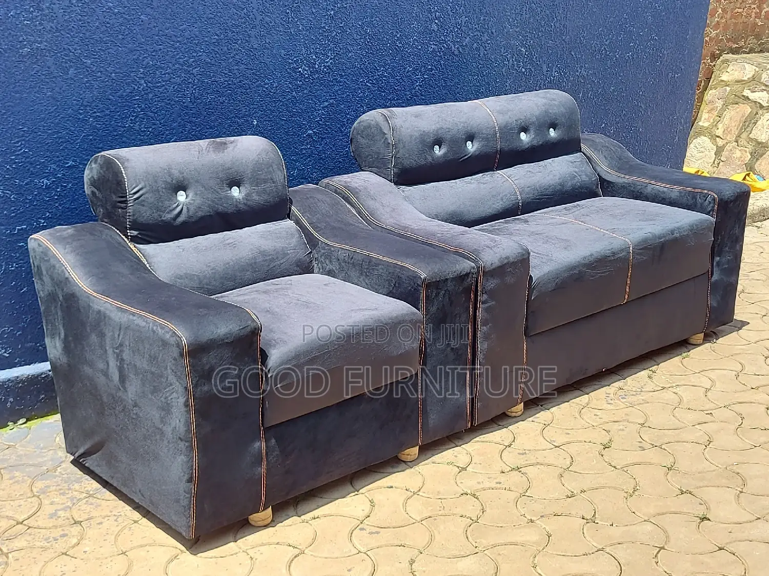 Excellent Three Seaters Sofas