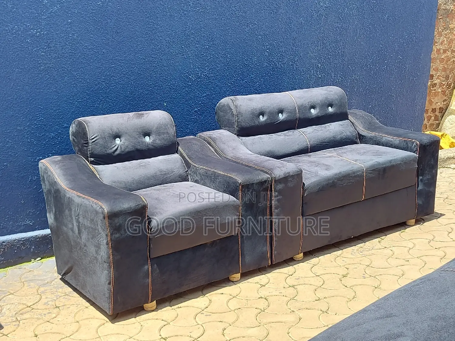 Excellent Three Seaters Sofas